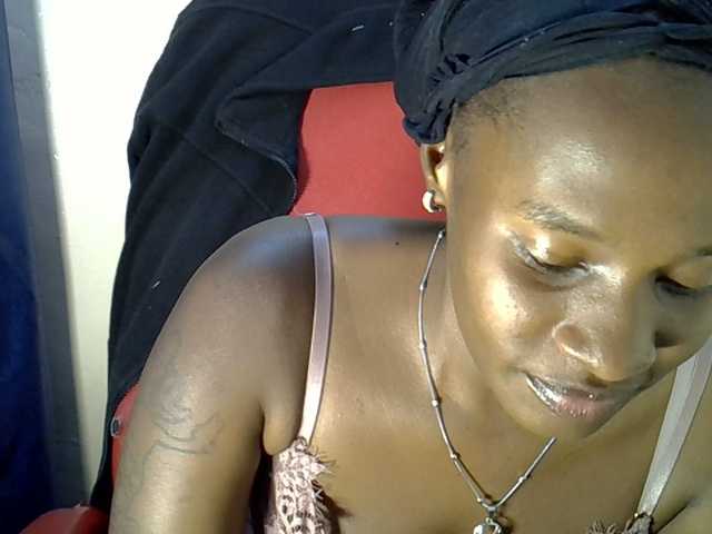 Nyangisexy1 live cam on BongaCams