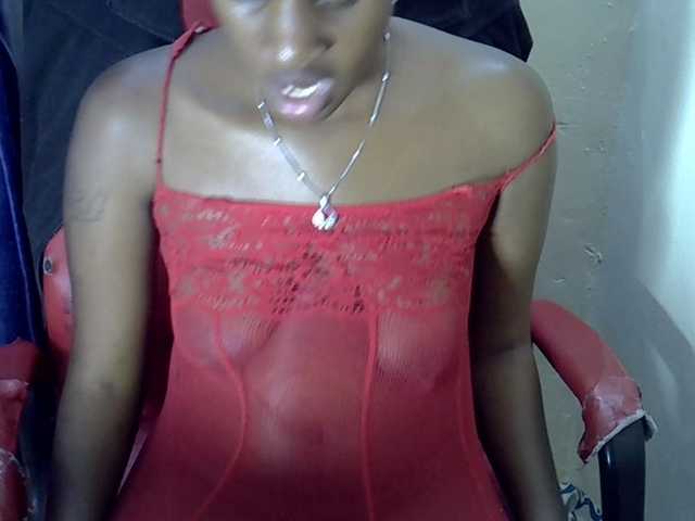 Nyangisexy1 live cam on BongaCams