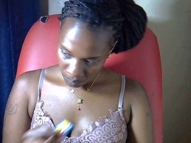 Nyangisexy1 live cam on BongaCams