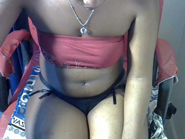 Nyangisexy1 live cam on BongaCams