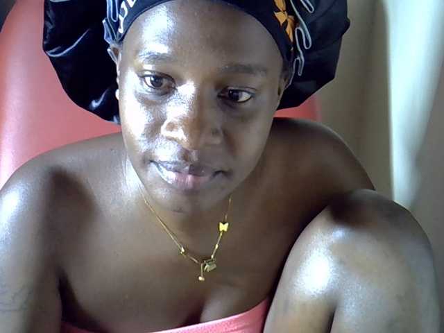 Nyangisexy1 live cam on BongaCams