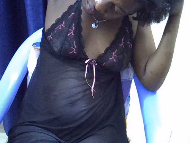 Nyangisexy1 live cam on BongaCams