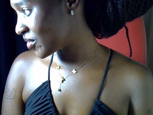 Nyangisexy1 live cam on BongaCams