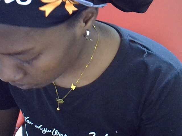 Nyangisexy1 live cam on BongaCams