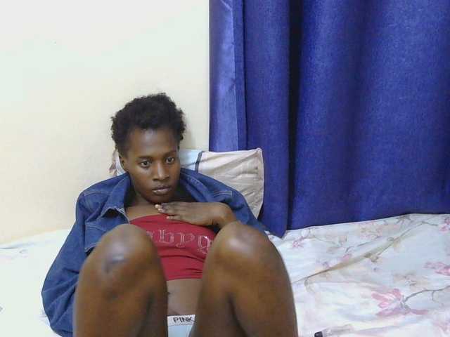 Nyangisexy1 live cam on BongaCams
