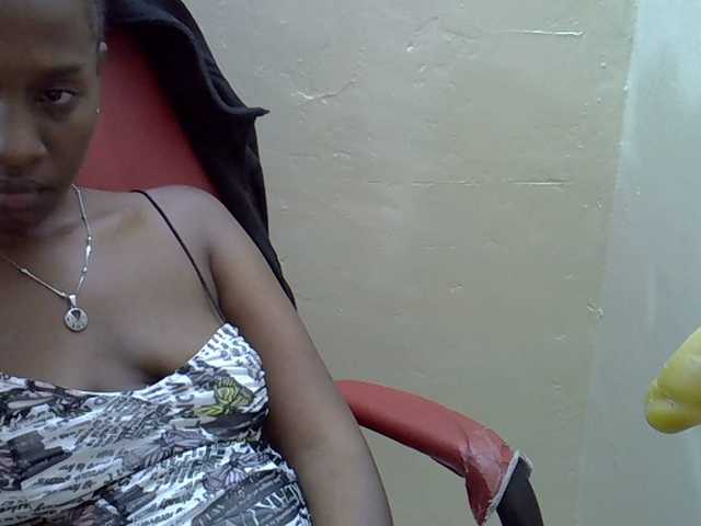 Nyangisexy1 live cam on BongaCams