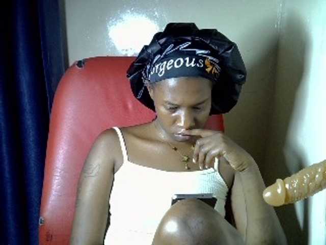 Nyangisexy1