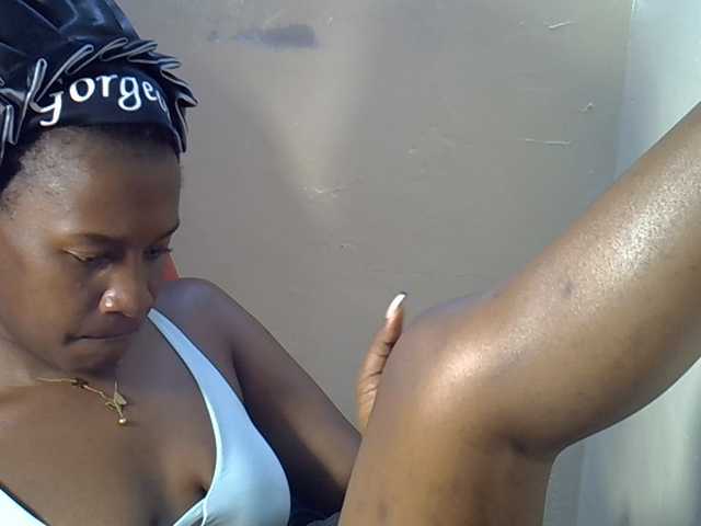 Nyangisexy1