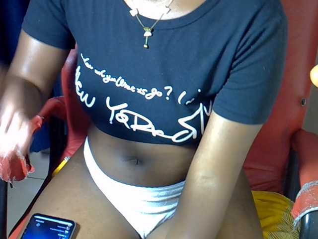 Nyangisexy1 live cam on BongaCams