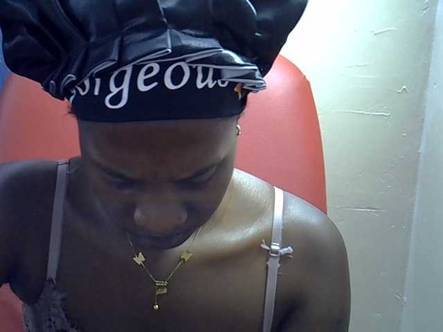 Nyangisexy1 live cam on BongaCams