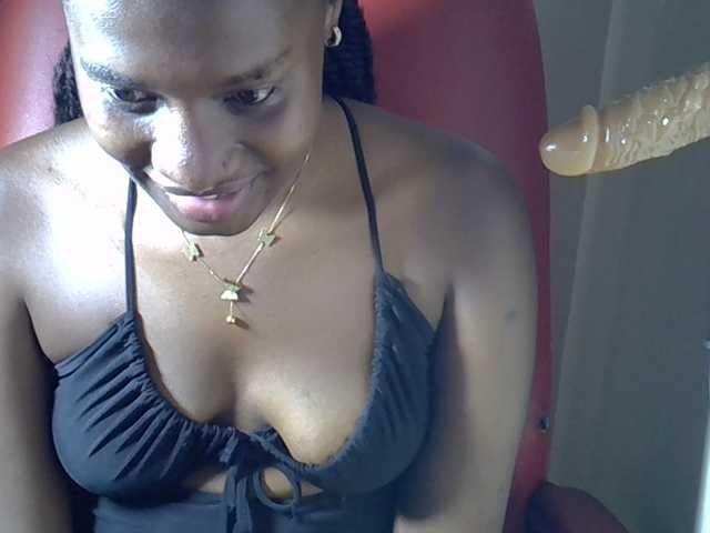 Nyangisexy1 live cam on BongaCams