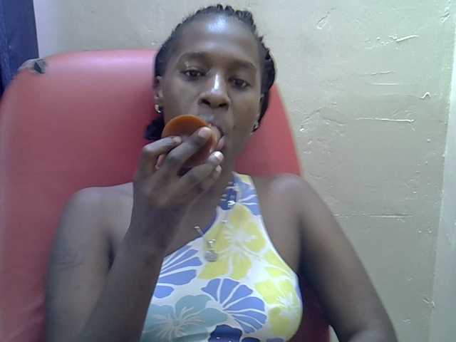Nyangisexy1 live webcam show