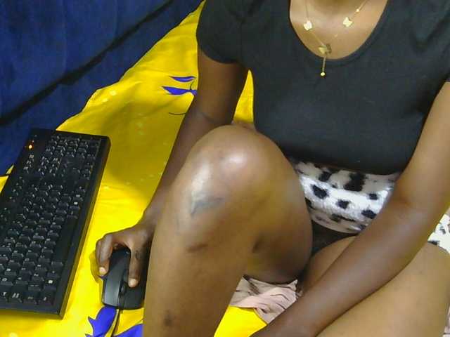 Nyangisexy1 live cam on BongaCams