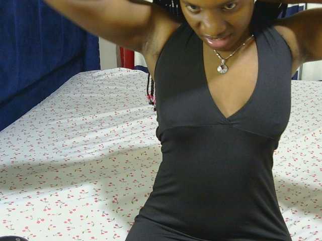 Nyangisexy1