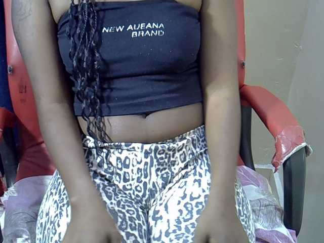 Nyangisexy1 live webcam show