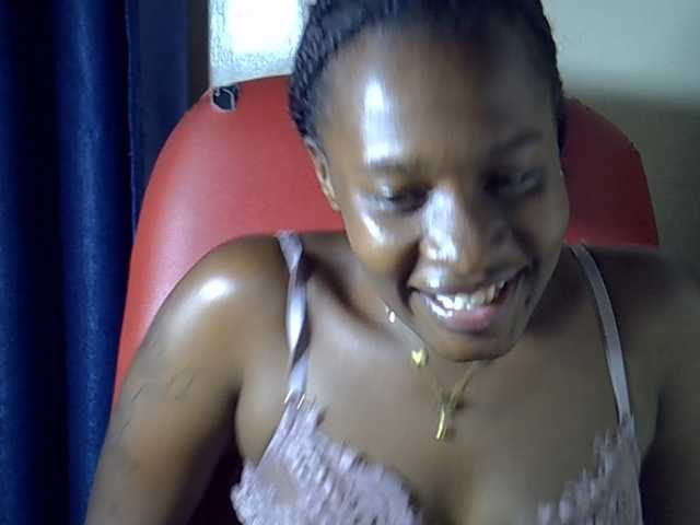 Nyangisexy1 live cam on BongaCams