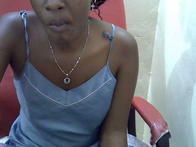 Nyangisexy1 live cam on BongaCams