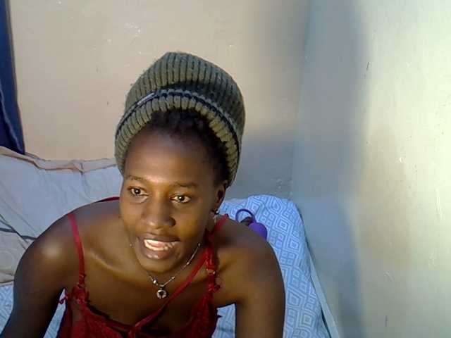 Nyangisexy1 live cam on BongaCams