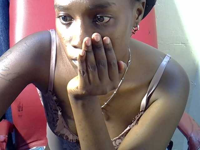 Nyangisexy1 live webcam show