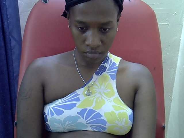 Nyangisexy1 live webcam show