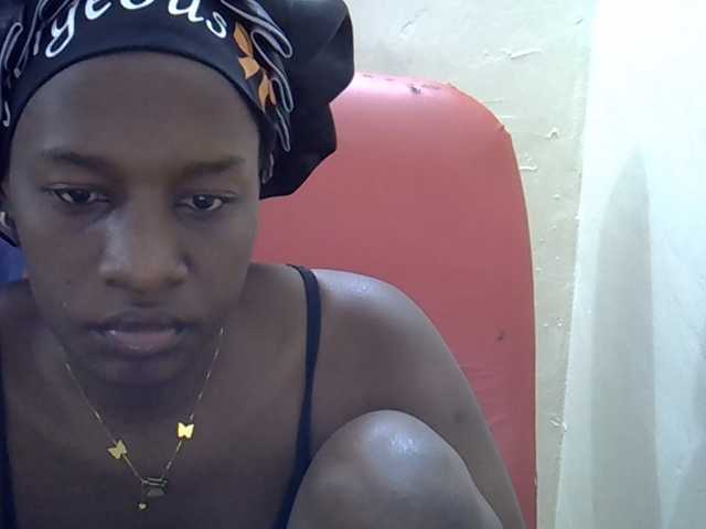 Nyangisexy1 live cam on BongaCams
