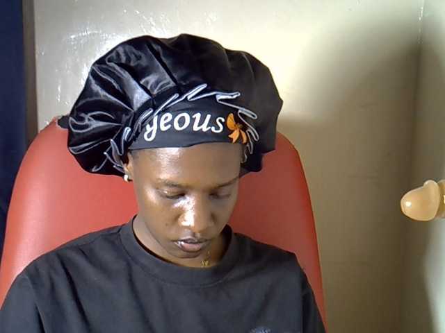 Nyangisexy1 live cam on BongaCams