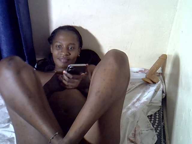Nyangisexy1 live cam on BongaCams