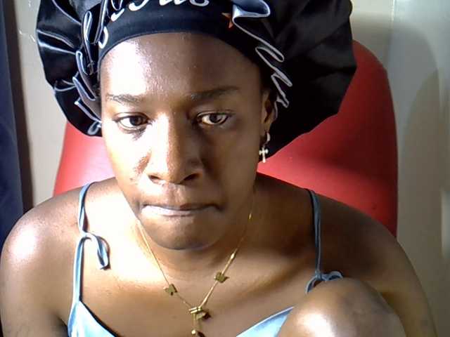 Nyangisexy1 live cam on BongaCams