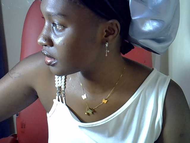Nyangisexy1