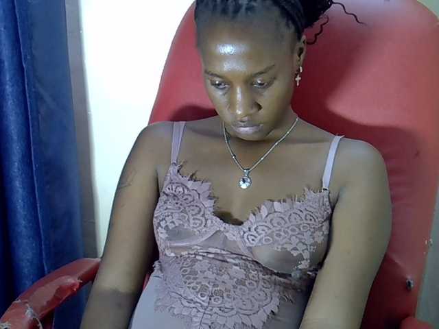 Nyangisexy1 live cam on BongaCams