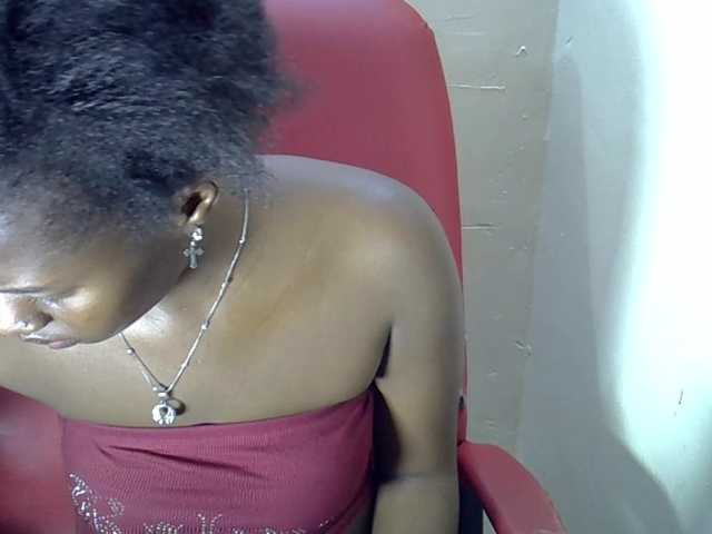Nyangisexy1 live cam on BongaCams