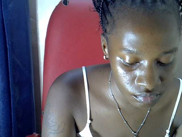 Nyangisexy1 live cam on BongaCams
