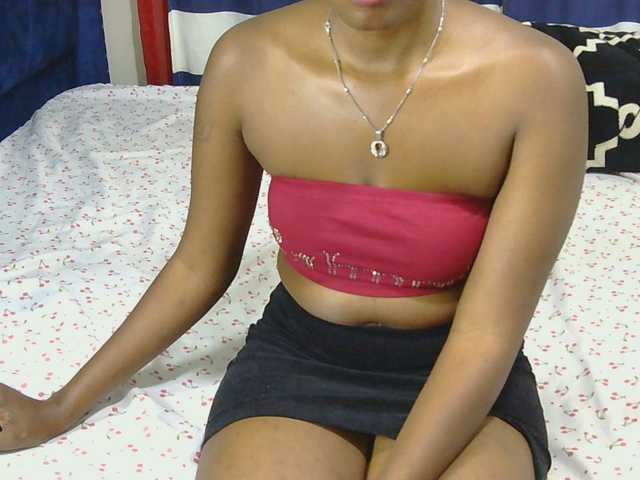 Nyangisexy1 live cam on BongaCams