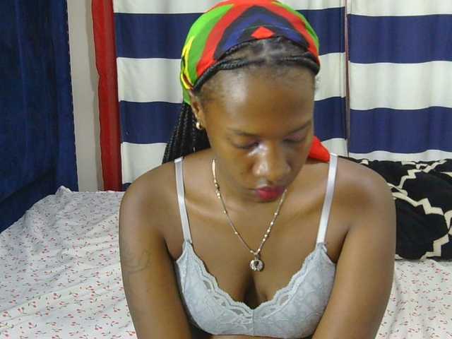 Nyangisexy1 live cam