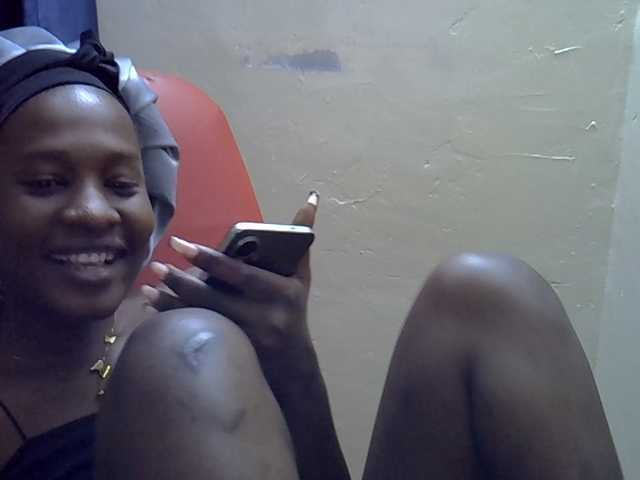 Nyangisexy1 live cam preview