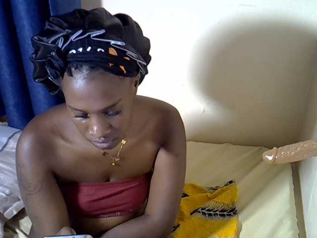 Nyangisexy1, live now on BongaCams