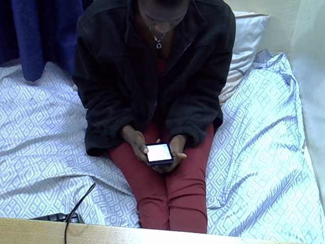 Nyangisexy1 live cam on UnifiedCams
