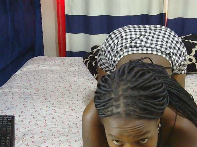 Nyangisexy1 live cam on BongaCams