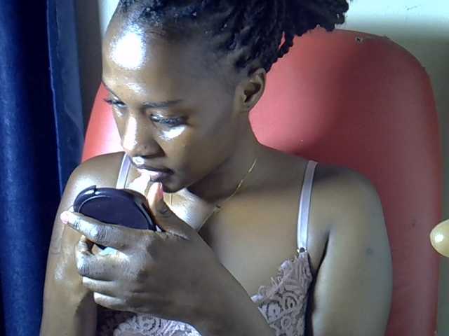Nyangisexy1 live cam preview