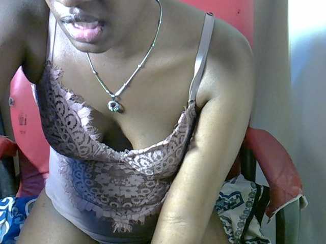 Nyangisexy1 live cam on BongaCams