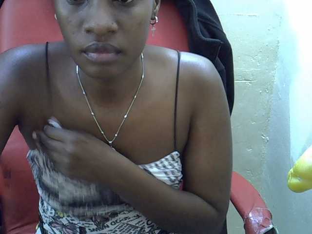Nyangisexy1 live webcam show