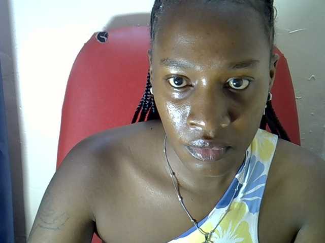 Nyangisexy1 live cam on BongaCams