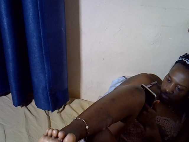 Nyangisexy1 live cam on BongaCams