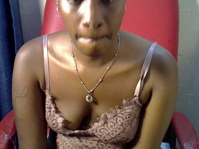 Nyangisexy1 live webcam show