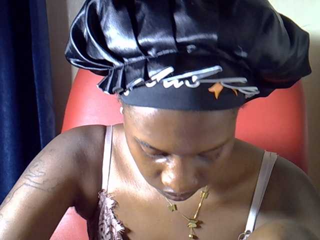 Nyangisexy1 live cam on BongaCams