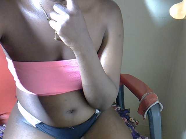 Nyangisexy1 live cam on BongaCams