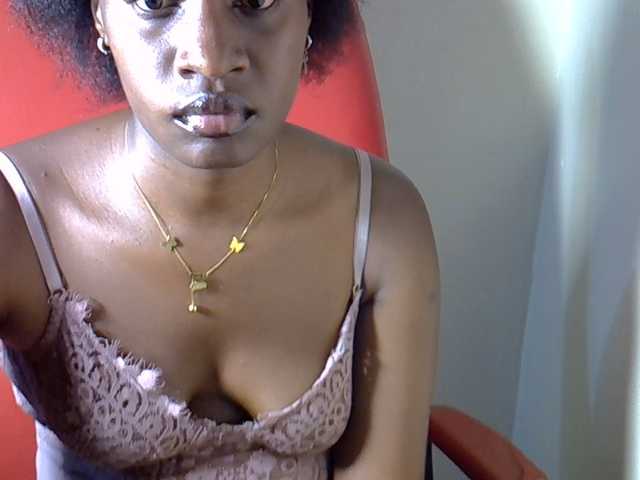 Nyangisexy1