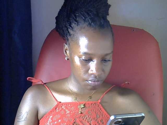 Nyangisexy1 live cam on BongaCams