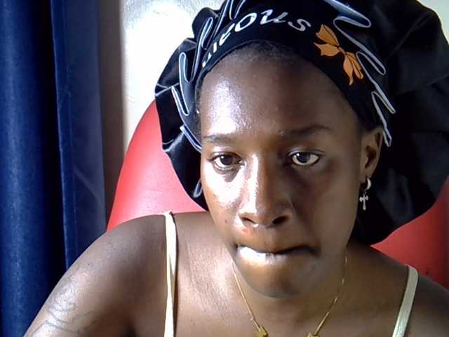 Nyangisexy1 live cam on BongaCams