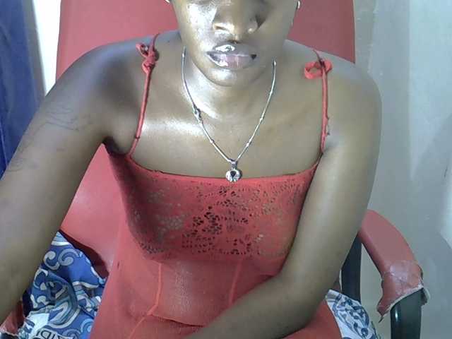 Nyangisexy1 live cam on UnifiedCams